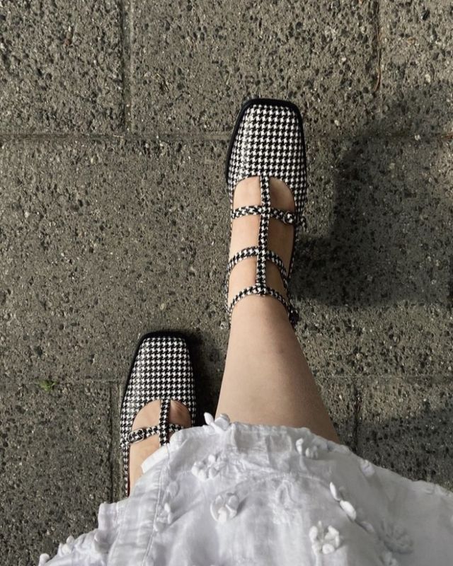 Audley 22407 Mary Janes